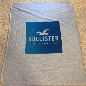 Hollister gray throw blanket